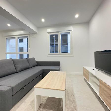 3 Piso 2 Habitaciones Centro Al Lado De Principe 3 - Homeygalicia Vigo Exteriör bild
